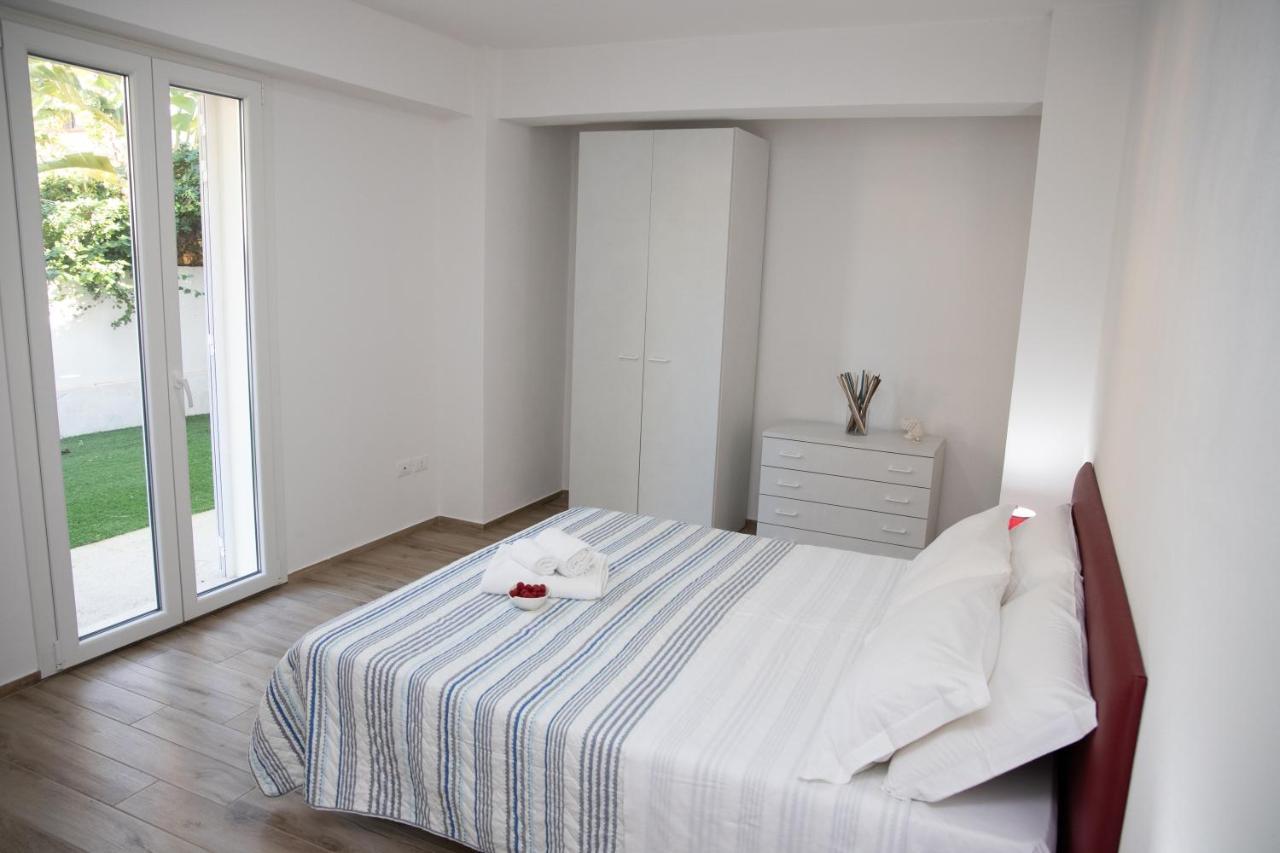 Casa Malaga Apartment Marina di Ragusa Exterior photo